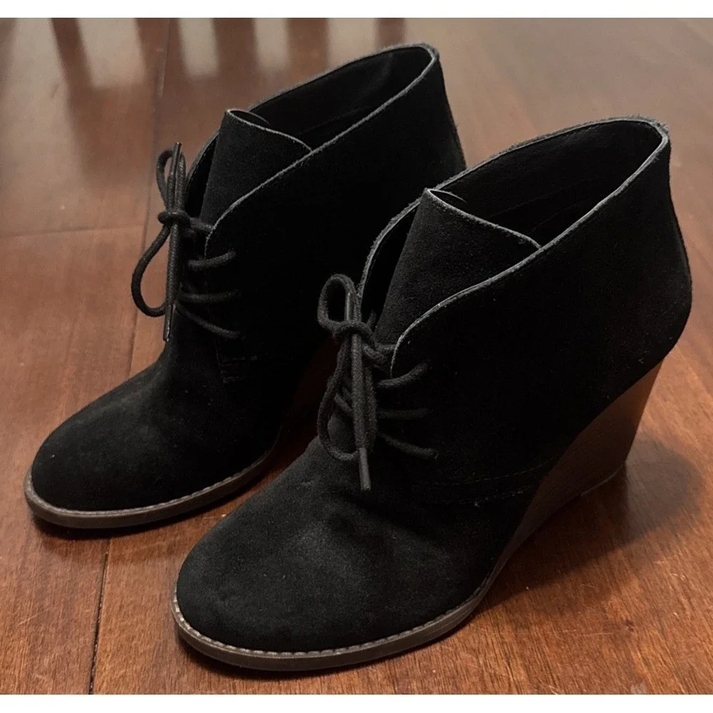 Lucky Brand LZ Yamens Booties Women 7.5 Black Suede Wedge Lace‎ Up Ankle Boots